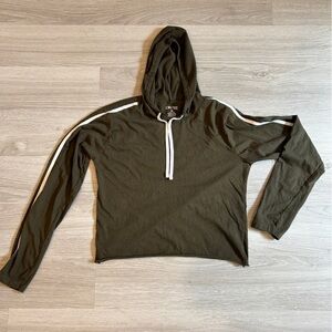 On Fire Women’s Army Green Cotton Cropped Hoodie -XL